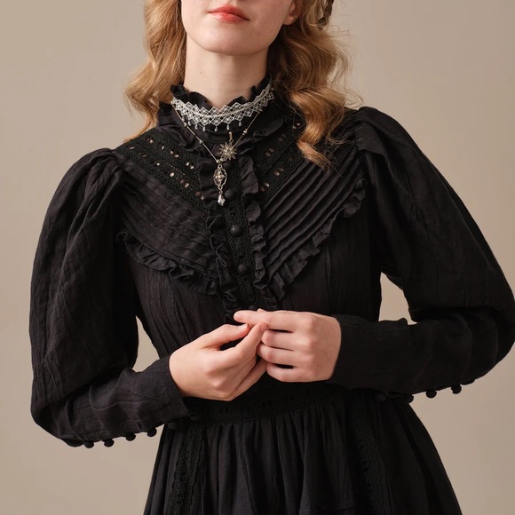 Linenative Elegant Black Women's Dress - Picture 5 of 9